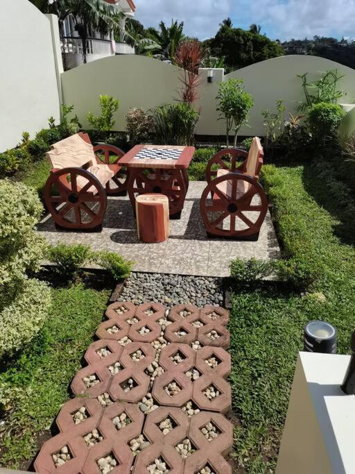 Avana Hills Tagaytay Villa Tagaytay City Exterior foto